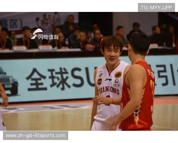 足球报点评CBA联赛表现